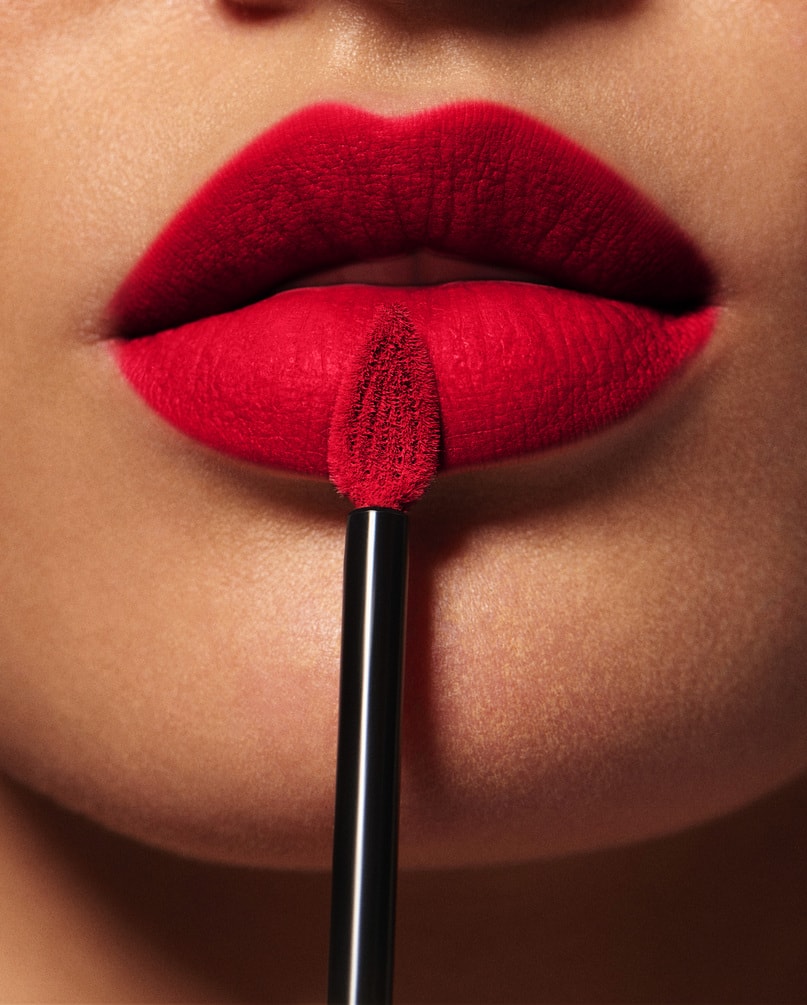 Oap Makl Rougesignature Empowereds Closeup Fair Red